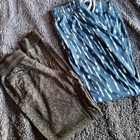 2 Pair of Lounge Joggers - Picture 2 of 2